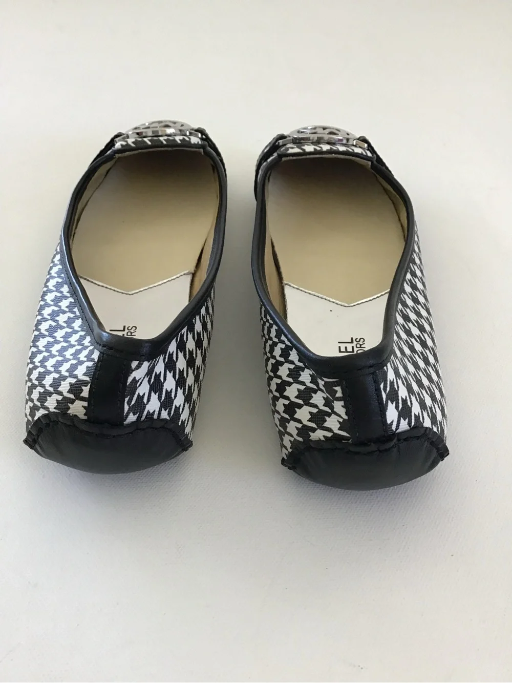 Michael Kors Fulton Moc Flats Black White Houndstooth Logo Ballet Shoes Size 8M - Picture 6 of 10